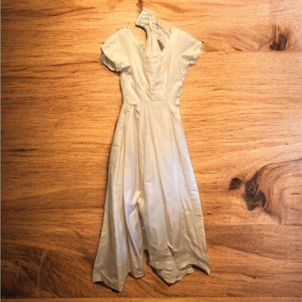 Miss Betsy Vintage Cream Wedding Dress